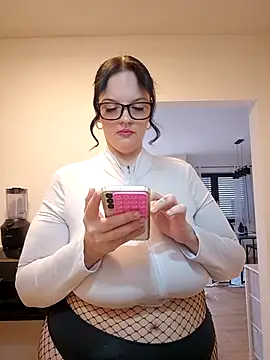 Jujuicy 97 online show from 02-15-26, 09:08