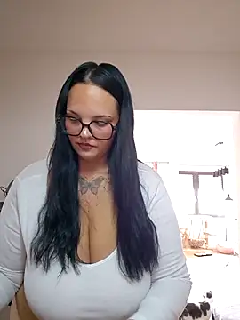 Snapshot of Jujuicy_97 chatting on 07-15-26, 10:11 Jujuicy 97 online show from 07-15-26, 10:11