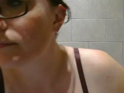 Snapshot of CrimsonMistress chatting on 02-07-25, 06:03 CrimsonMistress online show from 02-07-25, 06:03