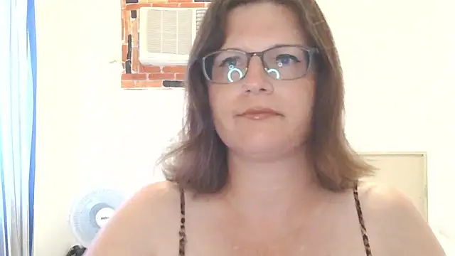 CrimsonMistress online show from 04-17-26, 10:45