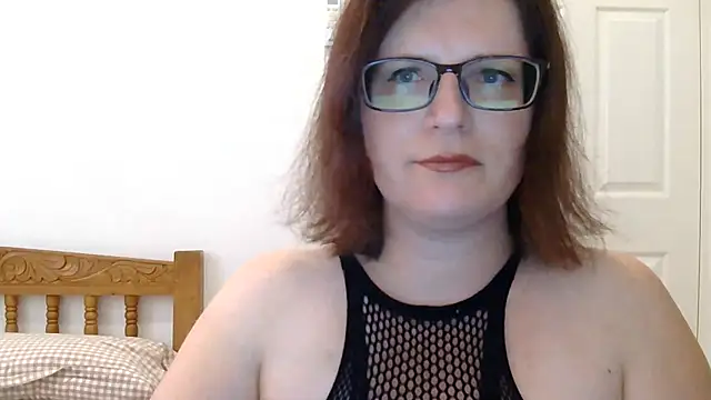 CrimsonMistress online show from 11-25-25, 10:32