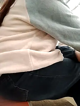 JasminePham online show from 01-10-26, 04:52