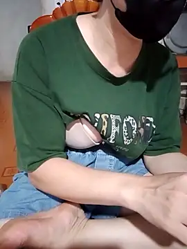 JasminePham online show from 10-14-25, 04:24