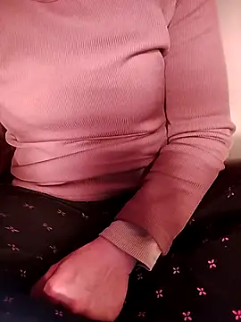 JasminePham online show from 01-08-26, 05:19