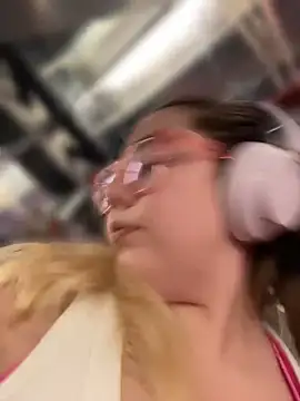 brooklynivy online show from 04-21-26, 12:23