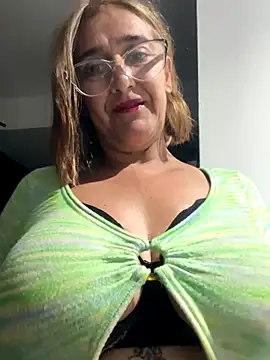 anastasia and jordan online show from 12-19-25, 06:49