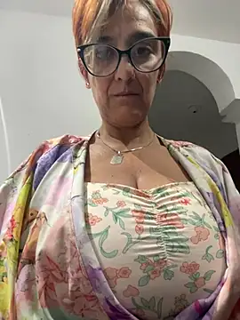 anastasia and jordan online show from 03-31-26, 08:38