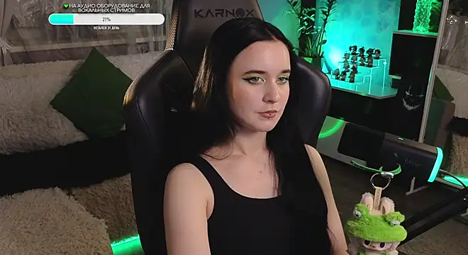 KiraLiLime online show from 09-28-25, 06:04