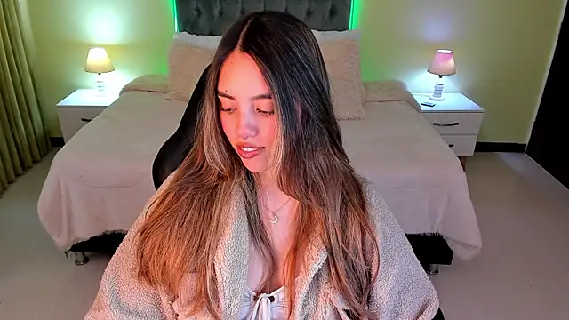  Charlotte evans 1 online show from 04-13-26, 08:02