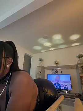 Jessie-pradoo online show from 05-16-26, 09:47