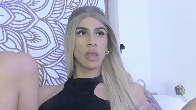 PersefoneWoods1 online show from 09-26-25, 05:25