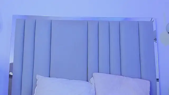 PersefoneWoods1 online show from 10-20-25, 04:51