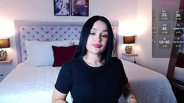 Snapshot of sarascottt chatting on 03-18-25, 02:28 sarascottt online show from 03-18-25, 02:28