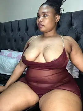 Snapshot of Anaelle24 chatting on 07-12-26, 03:51 Anaelle24 online show from 07-12-26, 03:51