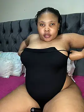 Anaelle24 online show from 05-21-26, 07:11