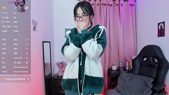 Snapshot of indra_cam chatting on 03-05-25, 03:08 indra cam online show from 03-05-25, 03:08