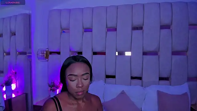 mia schwarz online show from 02-18-26, 09:33