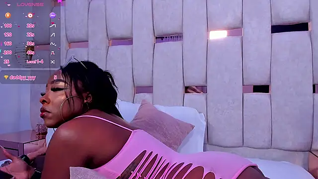 mia schwarz online show from 01-28-25, 11:50