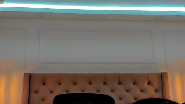 mia schwarz online show from 09-09-25, 09:57