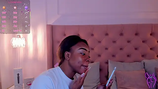 mia schwarz online show from 09-19-25, 10:03