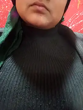 vadapavgirl online show from 12-17-24, 03:16