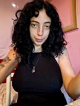 Snapshot of Sweet-diamondxxx chatting on 10-11-25, 12:39 Sweet-diamondxxx online show from 10-11-25, 12:39