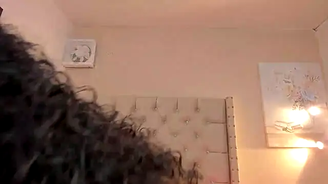 vanesasexyhot21 online show from 09-20-25, 02:27