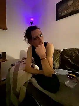 kikiwonderbar online show from 02-05-26, 02:13