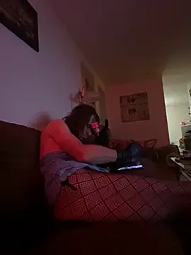 kikiwonderbar online show from 11-13-25, 05:39