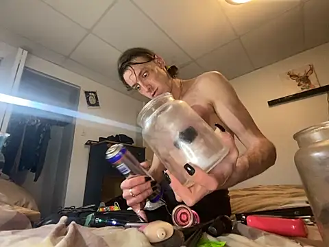 kikiwonderbar online show from 04-05-26, 03:02