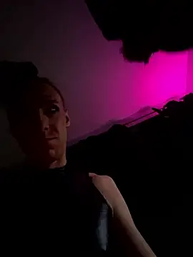 kikiwonderbar online show from 01-11-26, 10:33