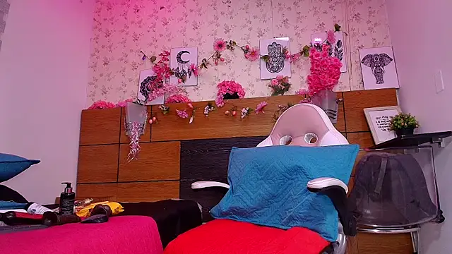 aisha sh online show from 09-13-25, 11:54