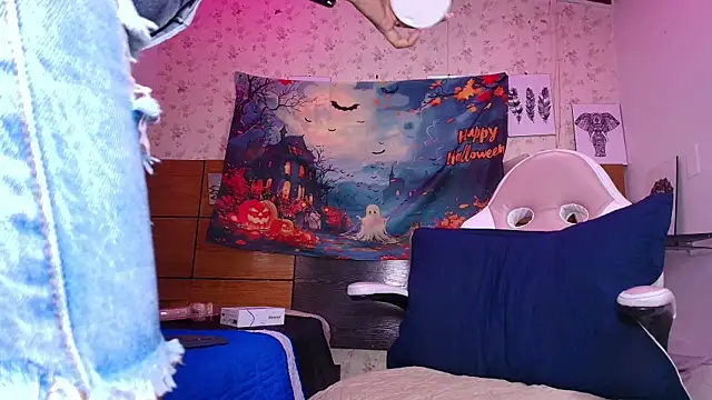 aisha sh online show from 10-13-25, 12:07