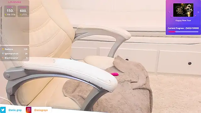 AniaGray online show from 12-29-24, 09:39