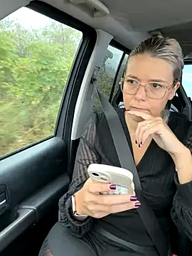 EmyLana online show from 10-23-25, 08:24