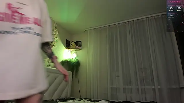 Snapshot of Natural_pussy chatting on 02-03-26, 04:12 Natural pussy online show from 02-03-26, 04:12