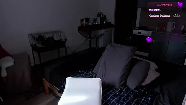 Natural pussy online show from 04-21-26, 07:48