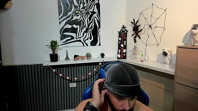 Daemon21 online show from 11-10-25, 10:37