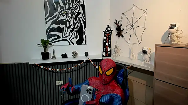 Daemon21 online show from 10-30-25, 09:33