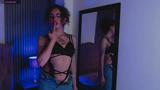 amapola hs online show from 10-30-25, 10:17