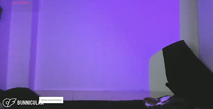 Snapshot of larissa01_ chatting on 03-02-26, 10:17 larissa01 online show from 03-02-26, 10:17