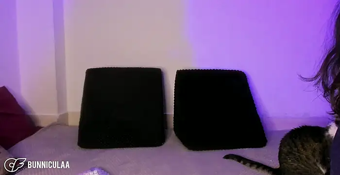 larissa01  online show from 04-07-26, 12:01