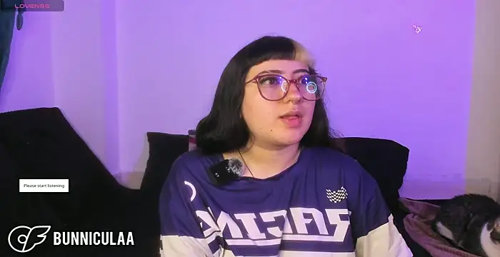 Snapshot of larissa01_ chatting on 02-17-26, 09:23 larissa01 online show from 02-17-26, 09:23