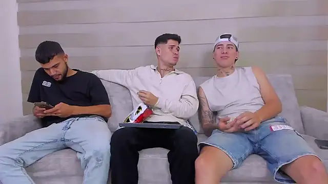 hot day online show from 03-14-25, 06:53