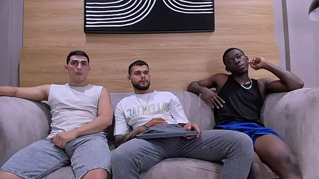 hot day online show from 10-11-25, 08:21