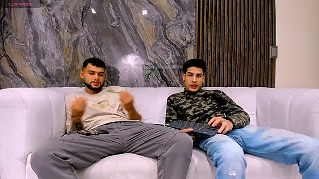 hot day online show from 03-21-25, 02:28