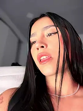 -Loren- online show from 01-08-26, 12:22