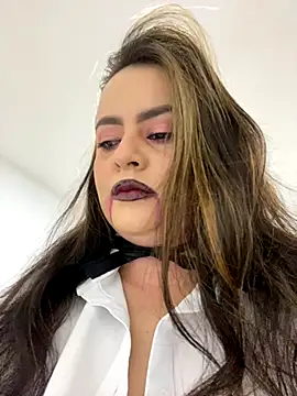 Im Amelia online show from 10-30-25, 10:28