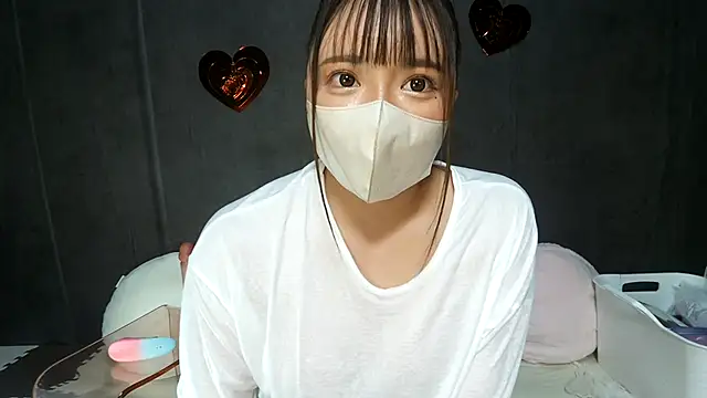 Snapshot of sara__xx__love chatting on 03-29-26, 01:24 sara xx love online show from 03-29-26, 01:24