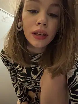 Street young online show from 02-19-25, 03:49